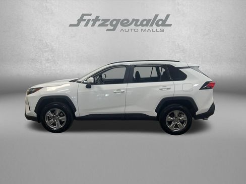 Used 2024 Toyota RAV4 XLE FWD image 2