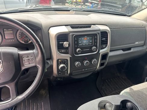 Used 2016 RAM 1500 Big Horn AWD/4WD image 11