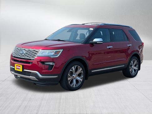 Used 2018 Ford Explorer Platinum AWD/4WD image 3
