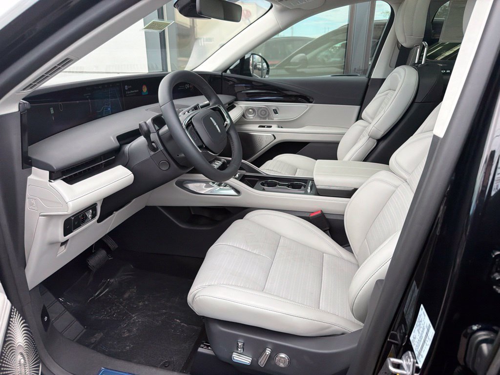 New 2026 Lincoln Nautilus Reserve AWD/4WD image 5