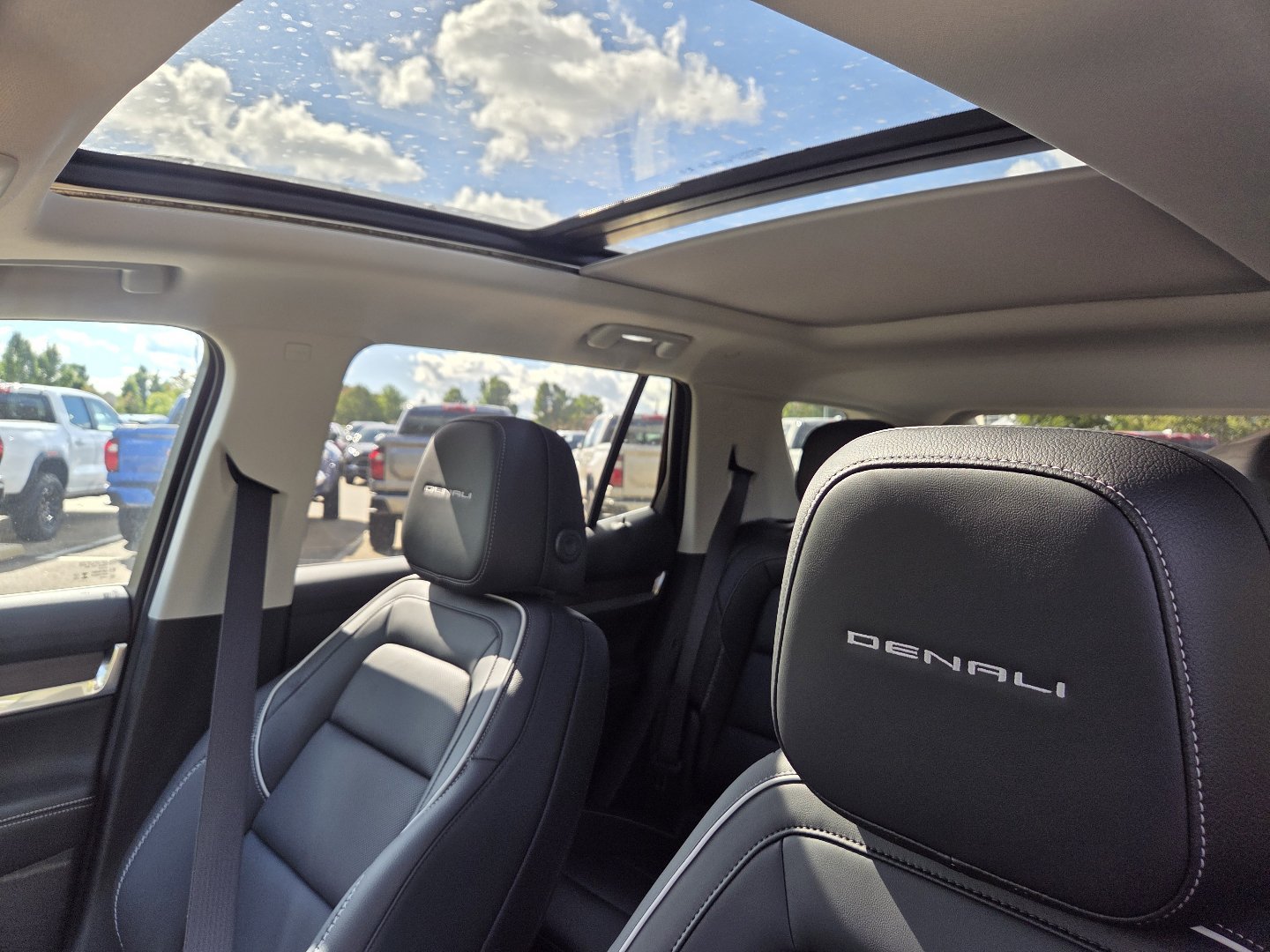New 2027 GMC Terrain Denali AWD/4WD image 5