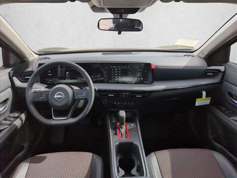 New 2026 Nissan Kicks SR FWD image 16