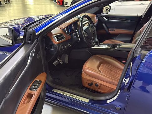 Used 2015 Maserati Ghibli S Q4 AWD/4WD image 14