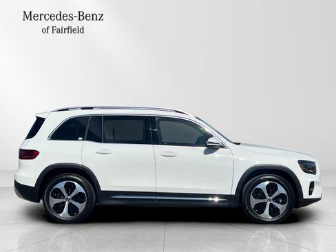 New 2026 Mercedes-Benz GLB 250 image 8