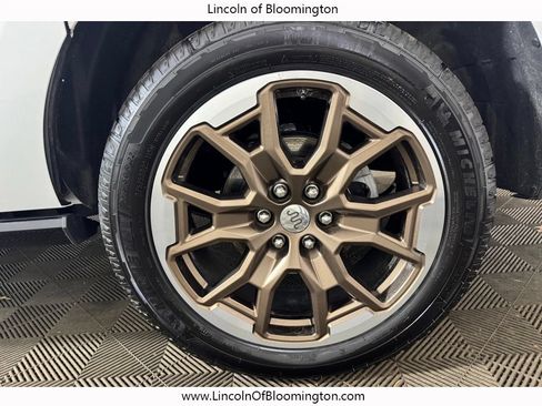 Used 2025 Ford Expedition Max King Ranch AWD/4WD image 28