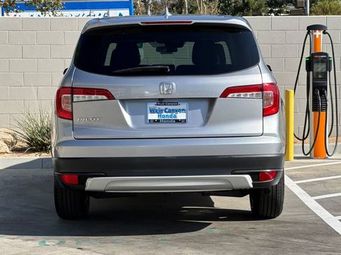 Certified 2020 Honda Pilot EX image 9