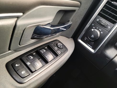 Used 2015 RAM 2500 Big Horn image 12