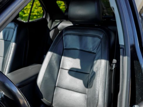Used 2020 Chevrolet Equinox Premier w/ Premier Redline Edition AWD/4WD image 16