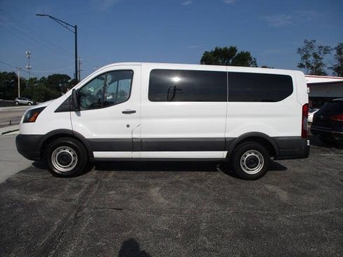Used 2018 Ford Transit 150 XL RWD image 29