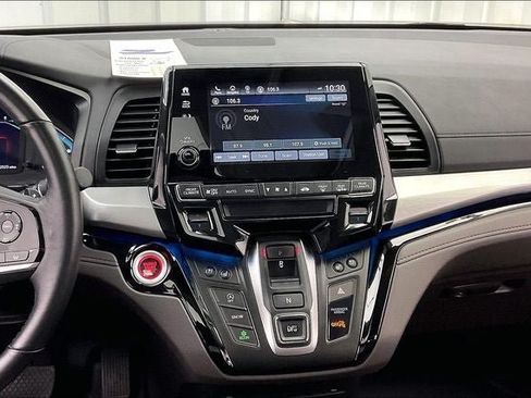Used 2019 Honda Odyssey Elite image 6