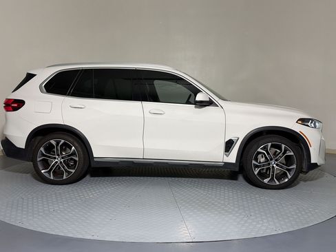 Used 2024 BMW X5 sDrive40i w/ Parking Assistance Package RWD image 6