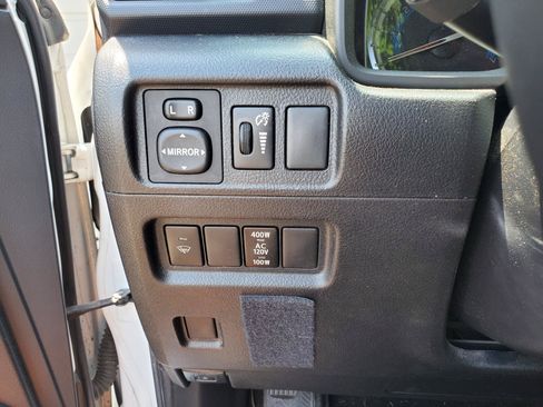 Used 2015 Toyota 4Runner SR5 RWD image 19