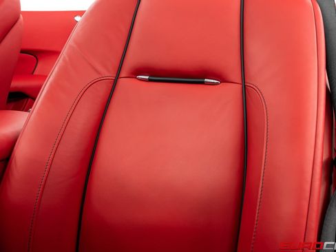 Used 2018 Rolls-Royce Dawn RWD image 43