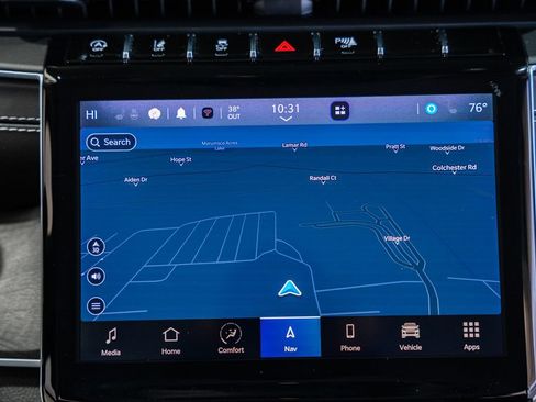 Certified 2024 Jeep Grand Cherokee L Limited w/ Luxury Tech Group II image 26