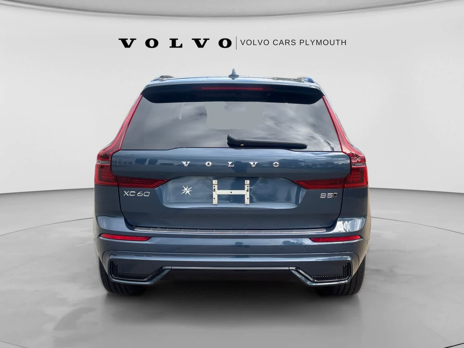 Used 2026 Volvo XC60 B5 Plus AWD/4WD image 6