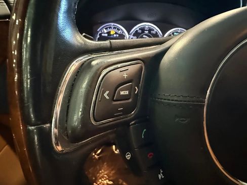 Used 2015 Jaguar XJ L Portfolio image 20