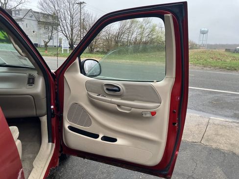 Used 2001 Ford F150 XL RWD image 20