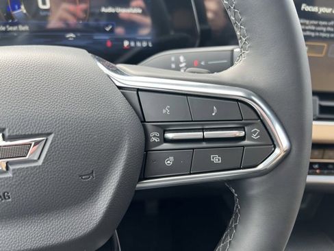 New 2026 Chevrolet Equinox ACTIV w/ Convenience Package III image 17