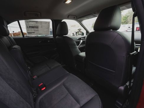 New 2026 Mitsubishi Eclipse Cross SE image 32