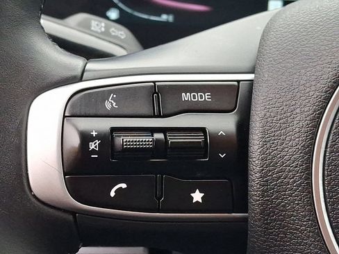 Used 2025 Kia Sportage X-Line AWD/4WD image 21