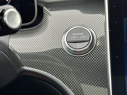 Used 2022 Mercedes-Benz C 300 4MATIC Sedan image 24