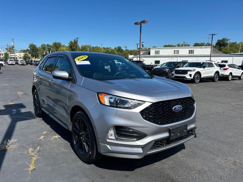 Used 2022 Ford Edge ST-Line w/ Class II Trailer Tow Package AWD/4WD image 22