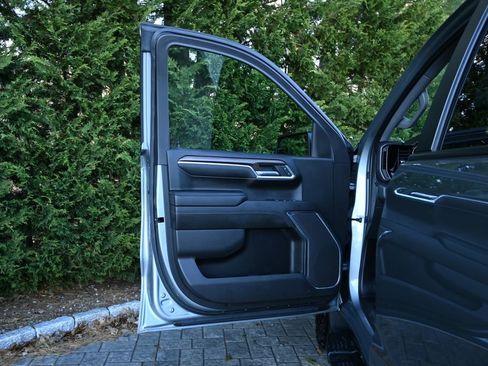 Used 2024 Chevrolet Silverado 1500 LT Trail Boss image 27