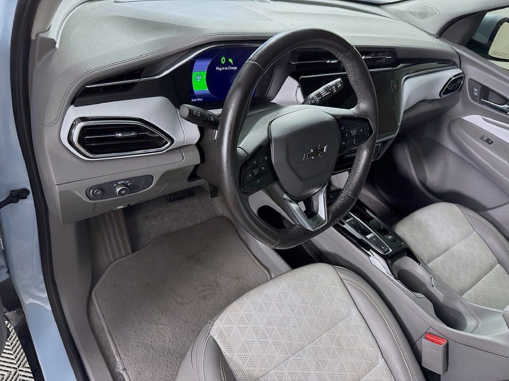 Used 2022 Chevrolet Bolt EUV Premier FWD image 10