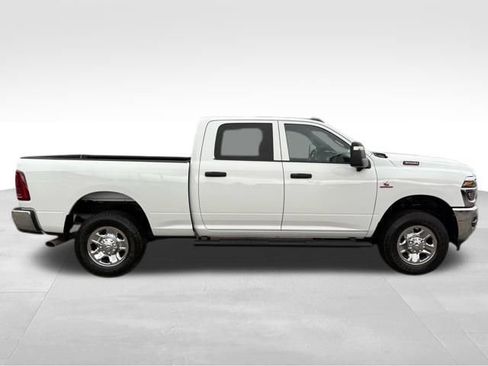 Used 2025 RAM 3500 Tradesman image 17