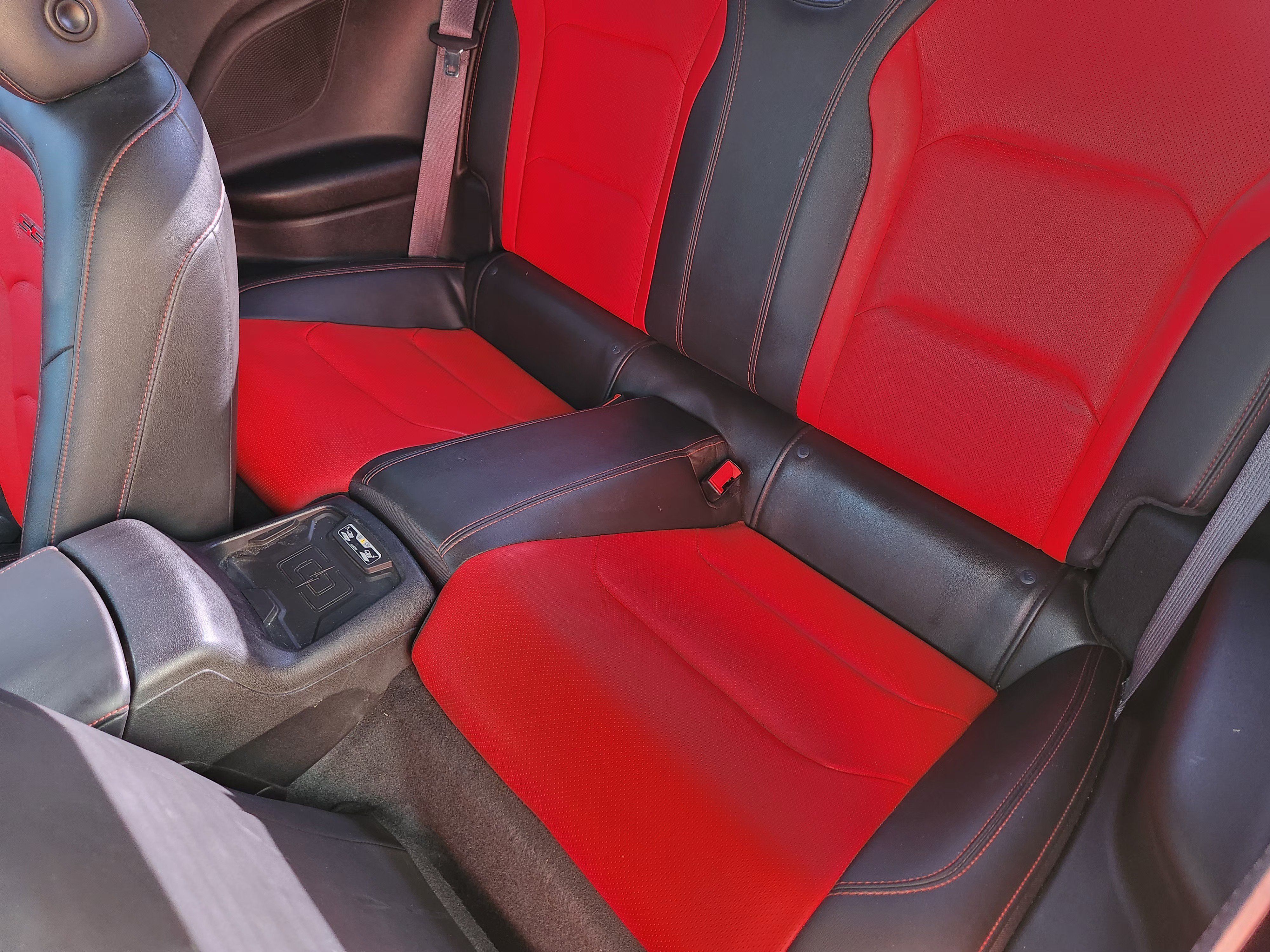 Used 2016 Chevrolet Camaro SS RWD image 29