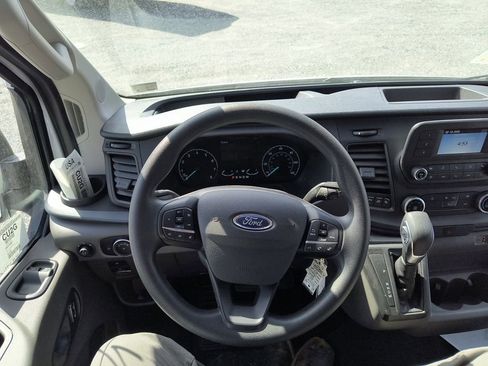 New 2025 Ford Transit 250 Low Roof RWD image 29