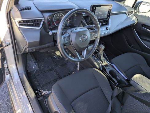 Used 2022 Toyota Corolla SE image 8
