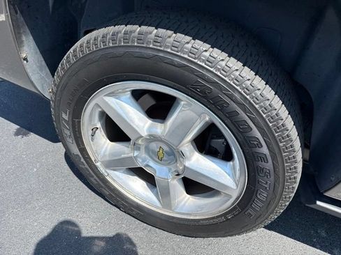 Used 2007 Chevrolet Avalanche LTZ w/ LTZ Preferred Equipment Group AWD/4WD image 11
