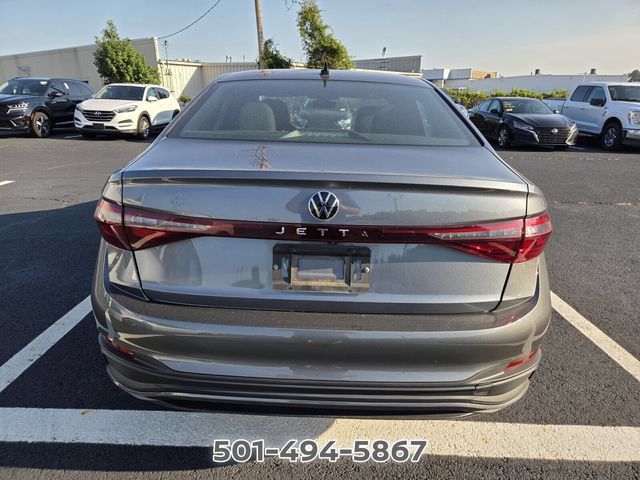 Used 2025 Volkswagen Jetta Sport FWD image 6