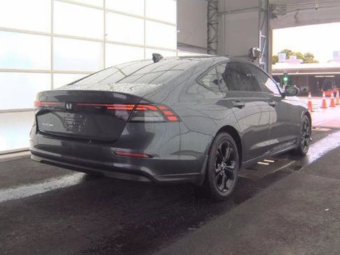 Used 2025 Honda Accord SE image 3