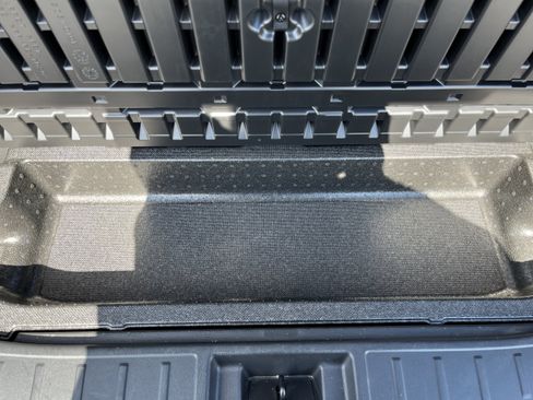 Used 2025 Mitsubishi Outlander SE AWD/4WD image 12