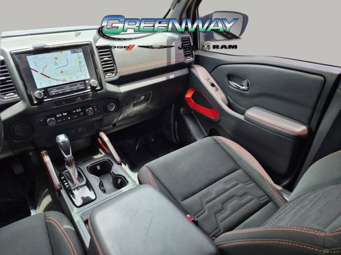Used 2023 Nissan Frontier Pro-X w/ Technology Package RWD image 11