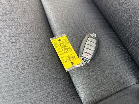 Used 2021 Nissan Altima 2.5 SV w/ SV Premium Package image 34