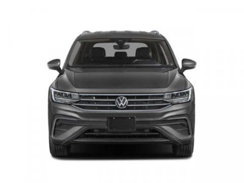 Used 2022 Volkswagen Tiguan SE AWD/4WD image 7