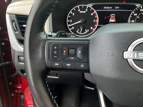 Used 2025 Nissan Rogue SV AWD/4WD image 11