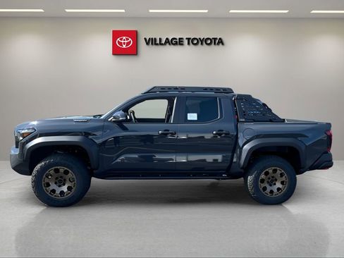 New 2026 Toyota Tacoma 4x4 Double Cab Hybrid image 2