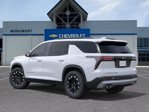 New 2027 Chevrolet Traverse Z71 w/ Enhanced Driving Package AWD/4WD image 3