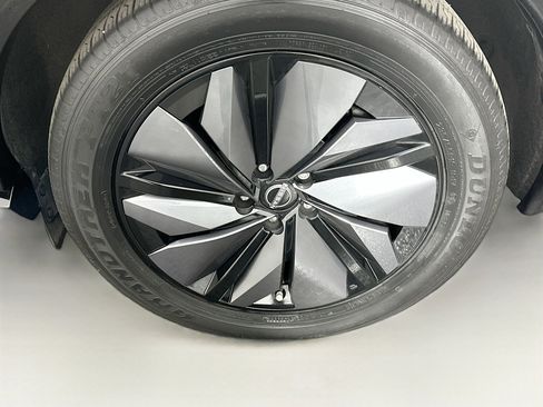 Used 2023 Nissan Ariya ENGAGE+ image 11