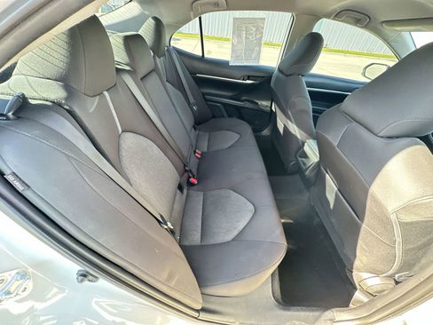 Used 2021 Toyota Camry LE FWD image 25