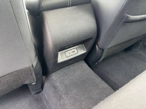 Used 2025 Nissan Altima 2.5 SV FWD image 22