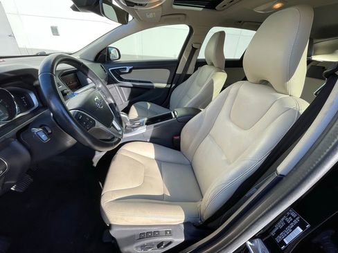 Used 2016 Volvo V60 T5 Premier image 27