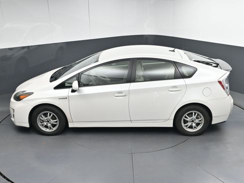 Used 2011 Toyota Prius Three image 36