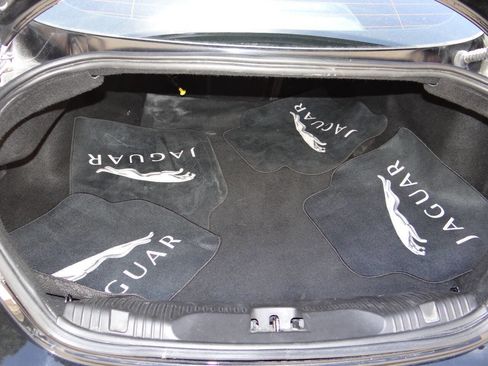 Used 2014 Jaguar XF 3.0 image 24