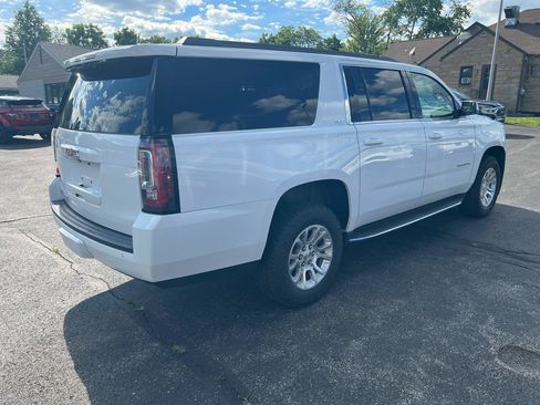 Used 2019 GMC Yukon XL SLT w/ Open Road Package RWD image 5