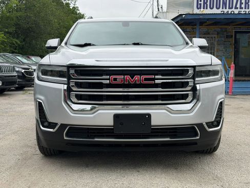 Used 2020 GMC Acadia SLT FWD image 2
